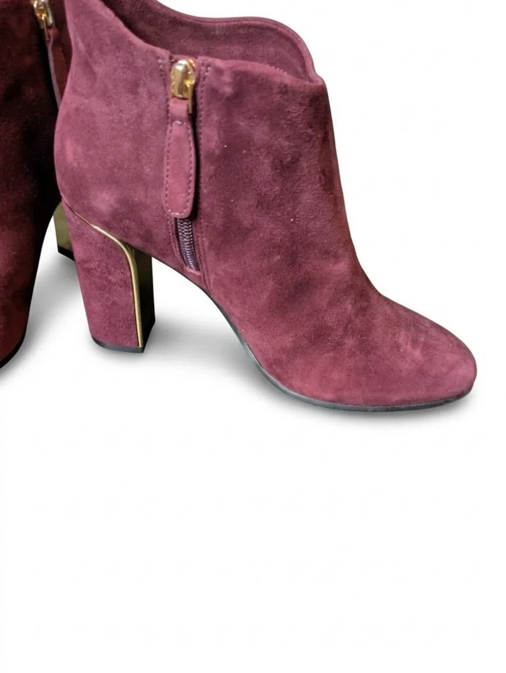 VC John Camuto Suede Heel Ankle Booties 7.5